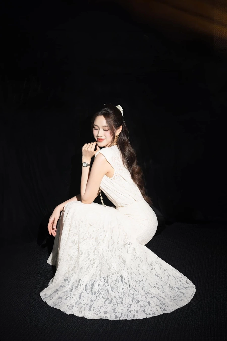 Miss Đỗ Thị Hà luôn thể hiện sự tự tin và đẳng cấp trong mọi hoạt động.