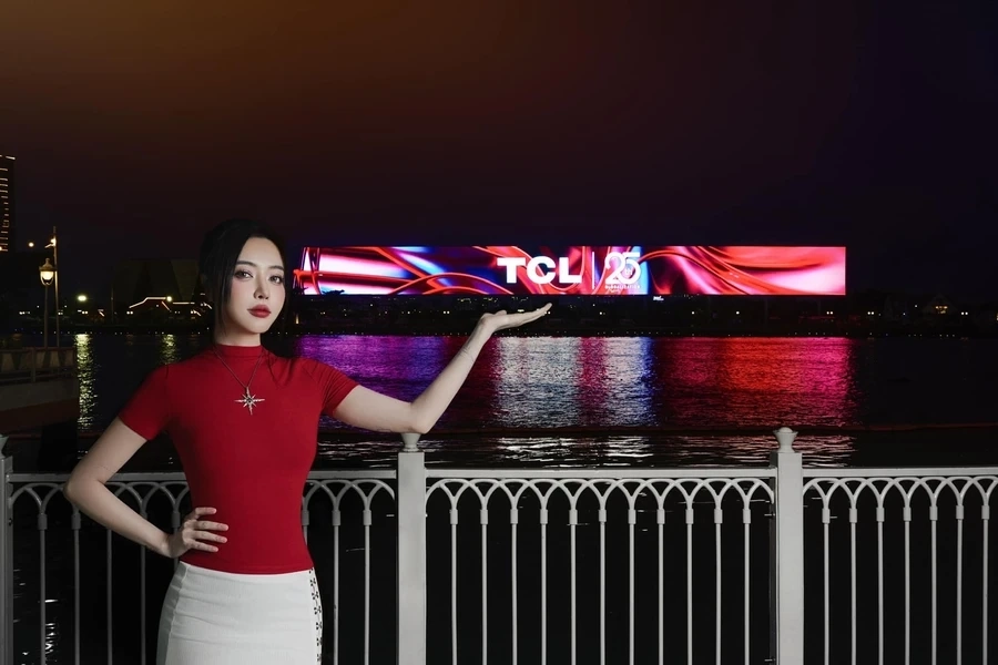 Bài hát đi đu đưa đi sôi động và hiện đại.