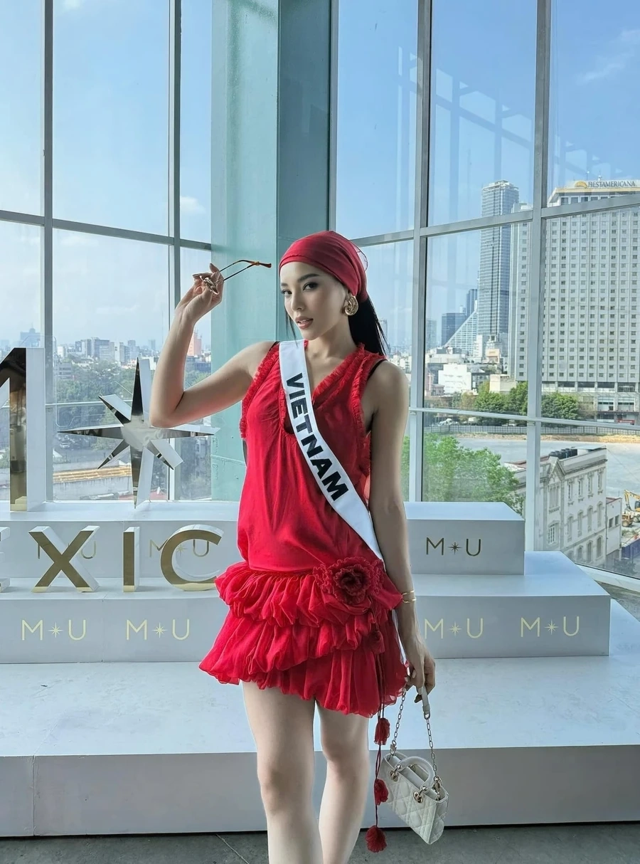 Chiêm Quốc Thái Kỳ Duyên là sự kết hợp hoàn hảo giữa tài năng và ngoại hình quyến rũ.