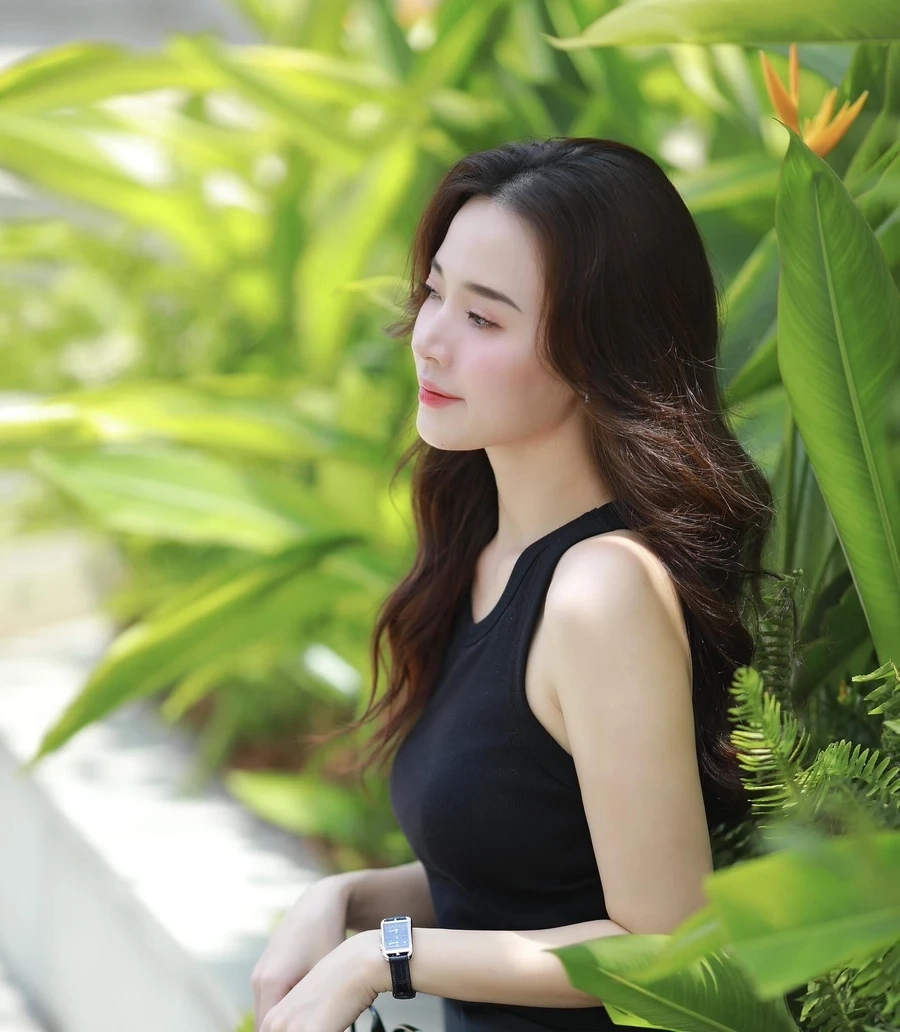 Mi Du sexy với phong cách thời trang đầy quyến rũ.