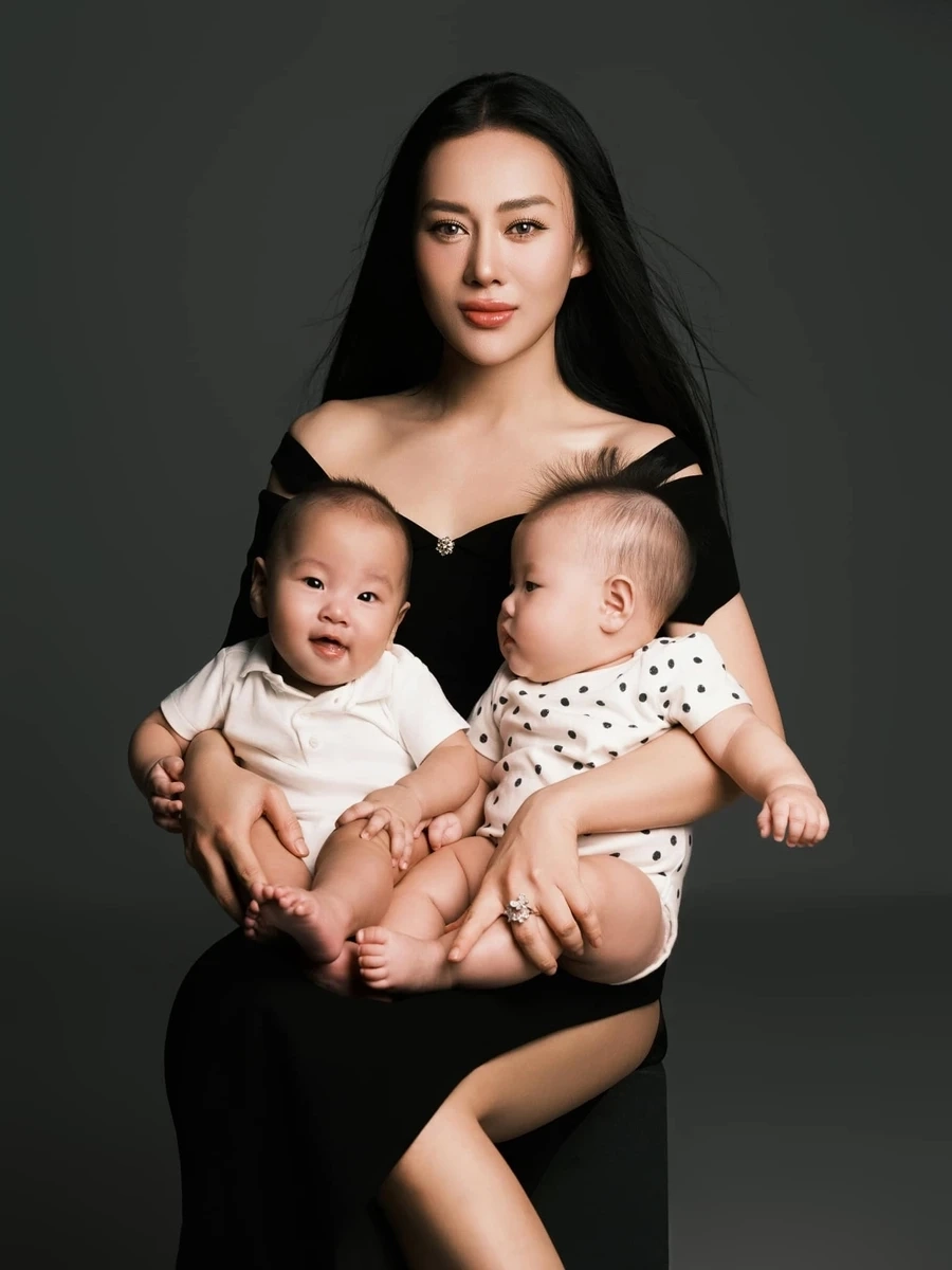 Phương Oanh Quỳnh Búp Bê là vai diễn nổi bật trong sự nghiệp của cô.