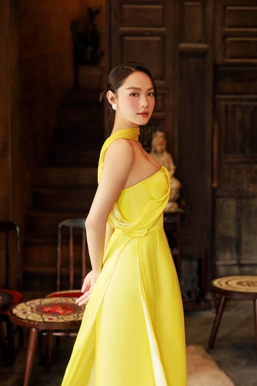 Diễn viên Minh Hằng sinh năm bao nhiêu là câu hỏi fan thường tò mò.