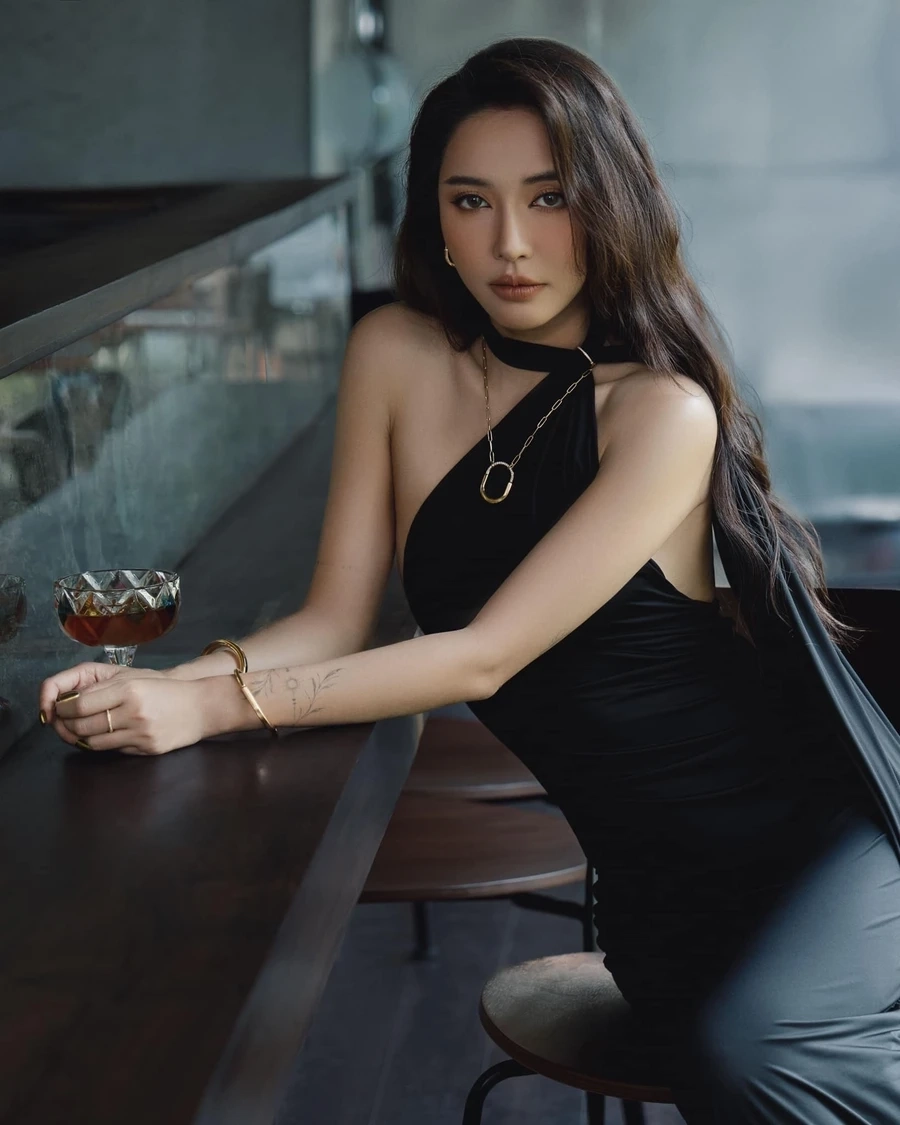 Hát bùa yêu với giọng ca đầy cảm xúc của Bích Phương.