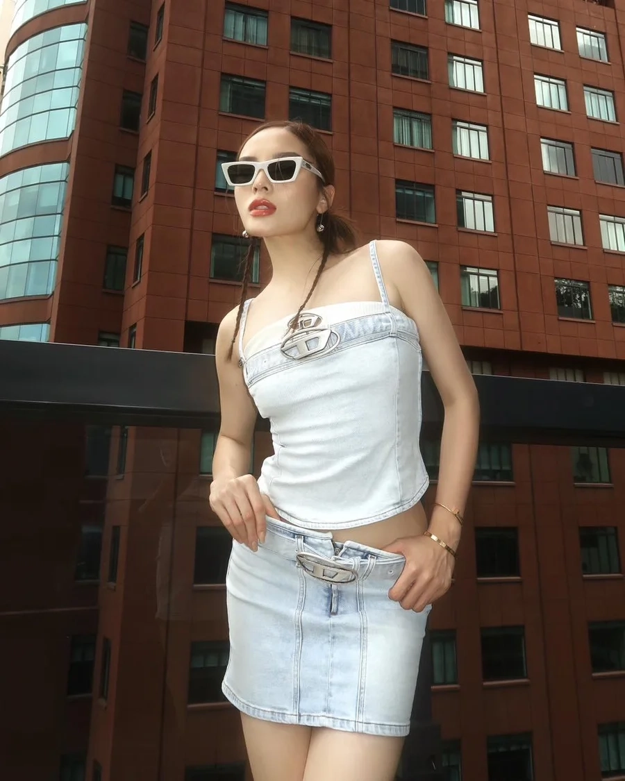 Kỳ Duyên Minh Triệu luôn tạo nên sức hút đặc biệt với sự kết hợp hoàn hảo giữa vẻ đẹp và tài năng.