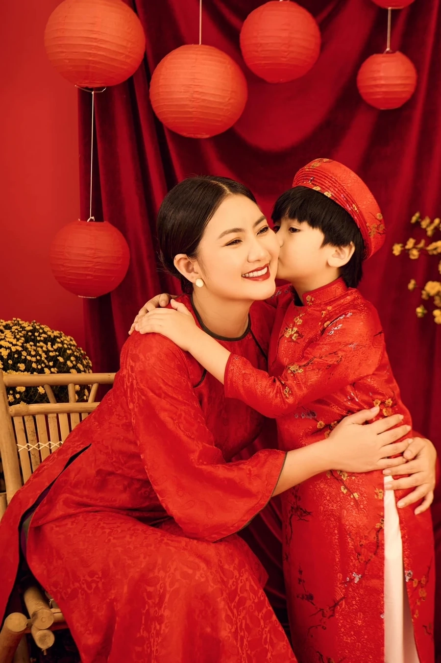 Ngoc Lan dien vien nổi tiếng với khả năng diễn xuất tài tình.