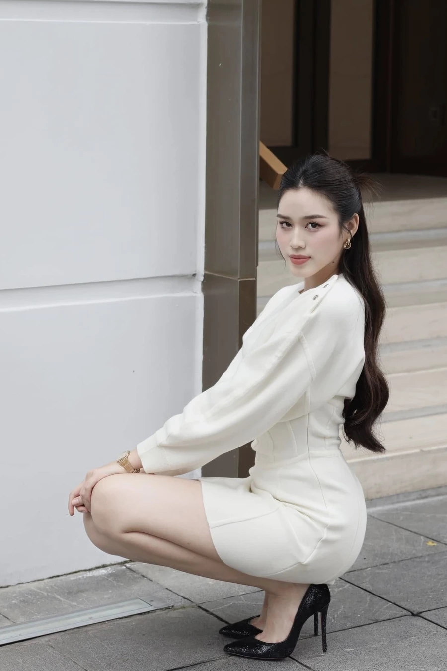 Hoa hậu Đỗ Thị Hà sexy luôn thu hút ánh nhìn với vẻ ngoài quyến rũ.