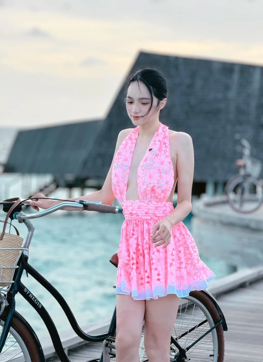Hoa hậu Hương Giang lúc chưa chuyển giới đầy năng động và cá tính.