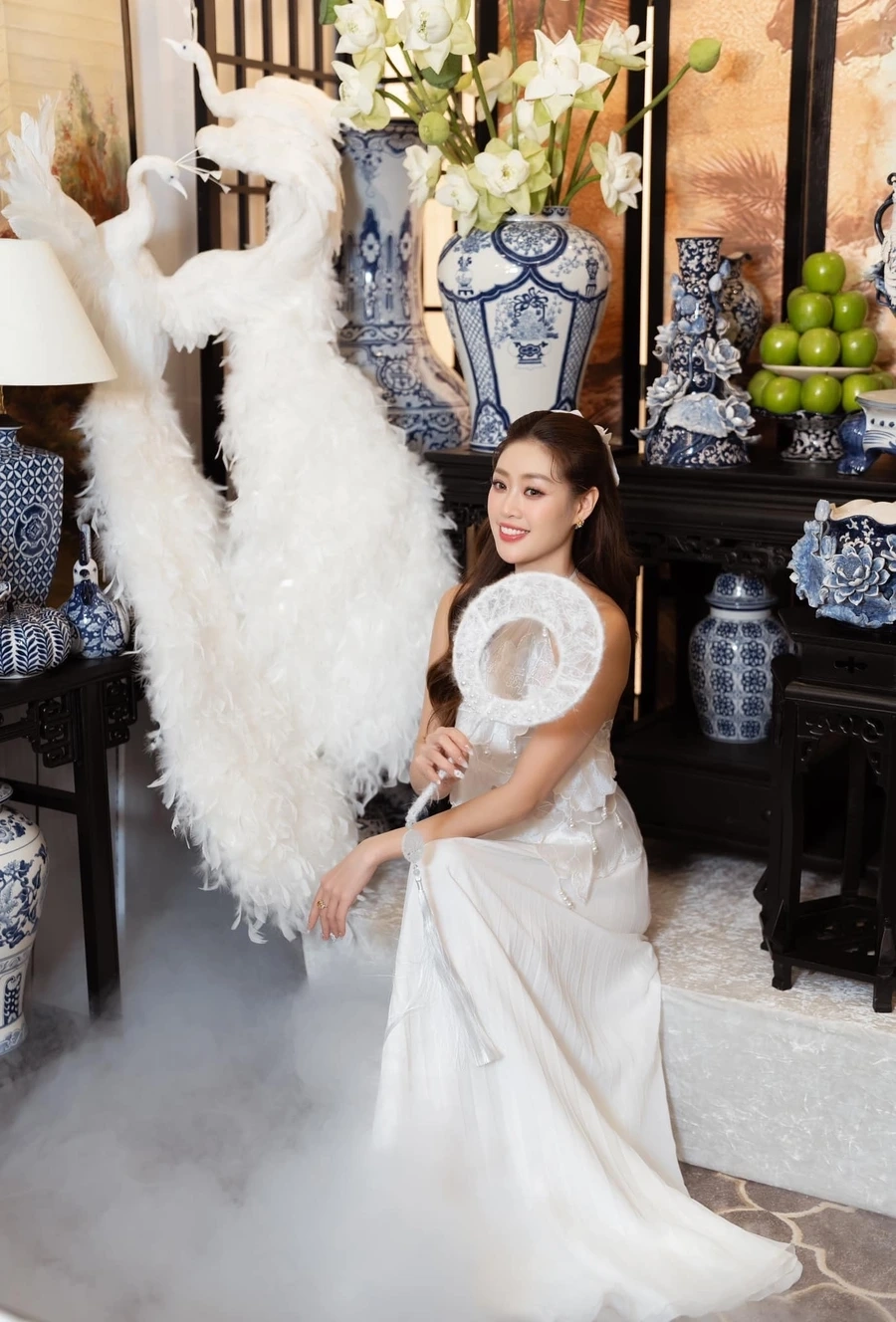 Hoa hậu Hoàn Vũ Khánh Vân không chỉ nổi bật với vẻ đẹp mà còn với trí tuệ sắc sảo.