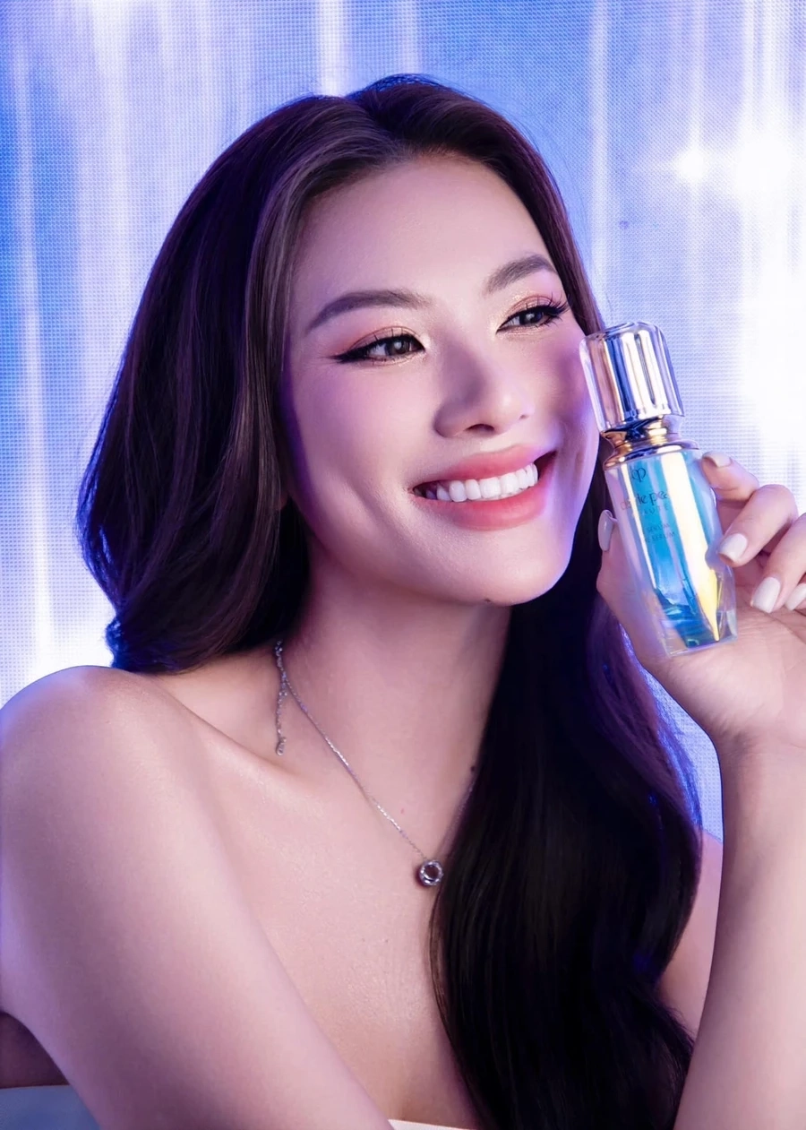 Nguyễn Kim Duyên là cái tên nổi bật, đầy hứa hẹn trong làng nhan sắc Việt.