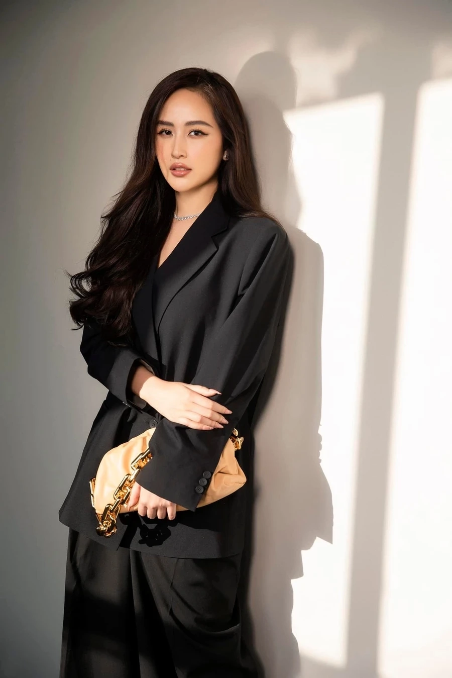 Hoa hậu Mai Phương Thúy Noo Phước Thịnh tạo nên cặp đôi đáng yêu.
