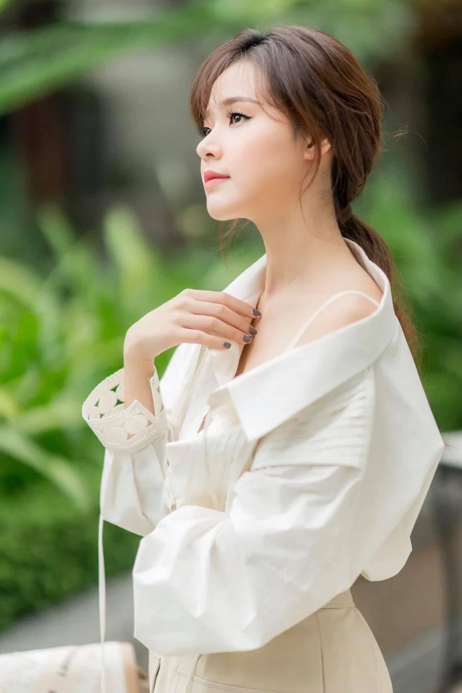 Đám cưới Midu là chủ đề khiến nhiều fan háo hức.