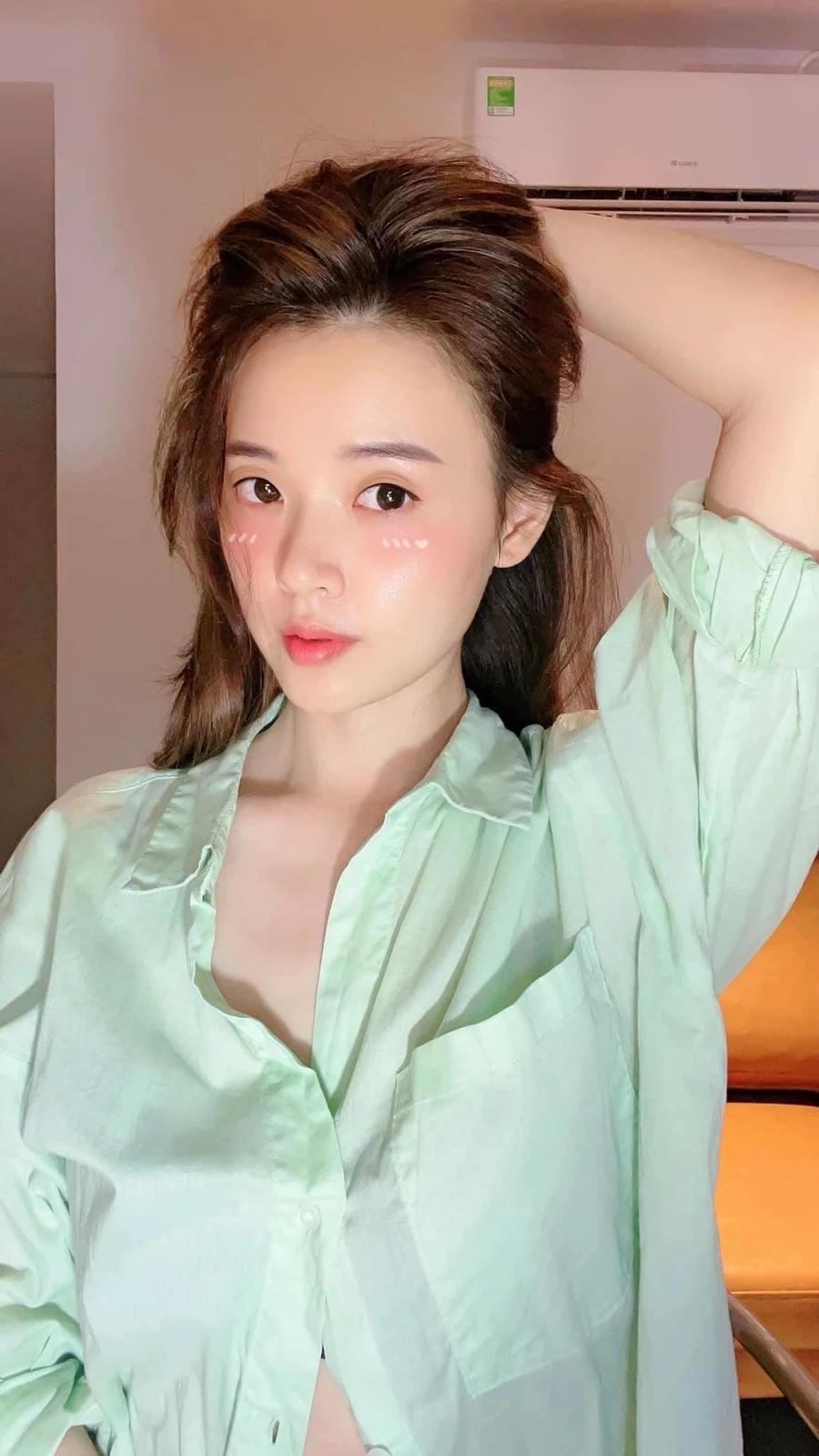 Ca sĩ Mi Du ghi dấu ấn với chất giọng ngọt ngào.