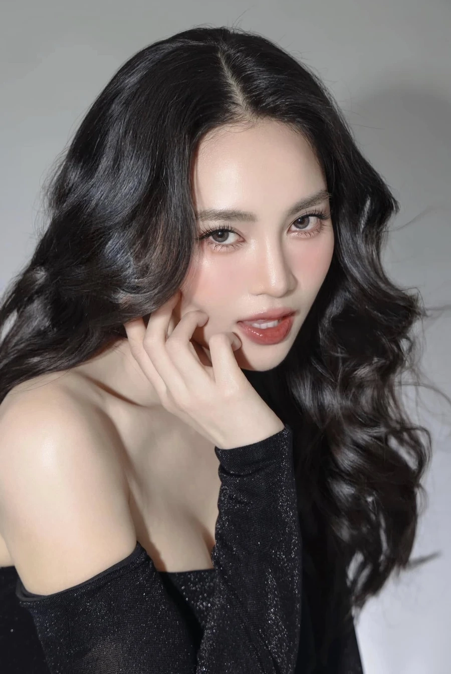 Tiểu sử diễn viên Ninh Dương Lan Ngọc chứa đầy bất ngờ thú vị.