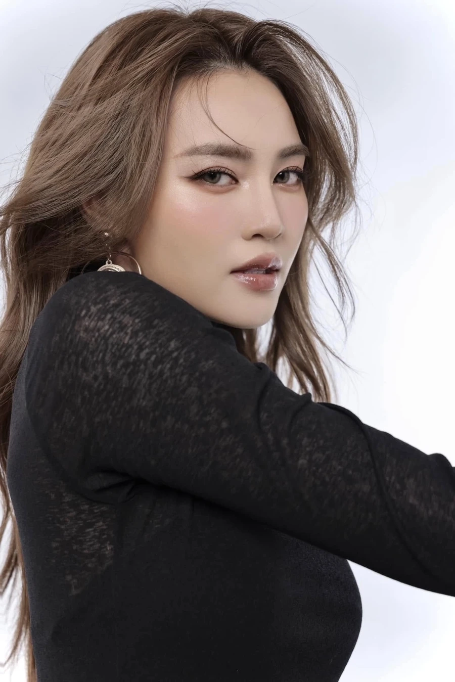 Diễn viên Ninh Dương Lan Ngọc được yêu thích bởi sự duyên dáng.