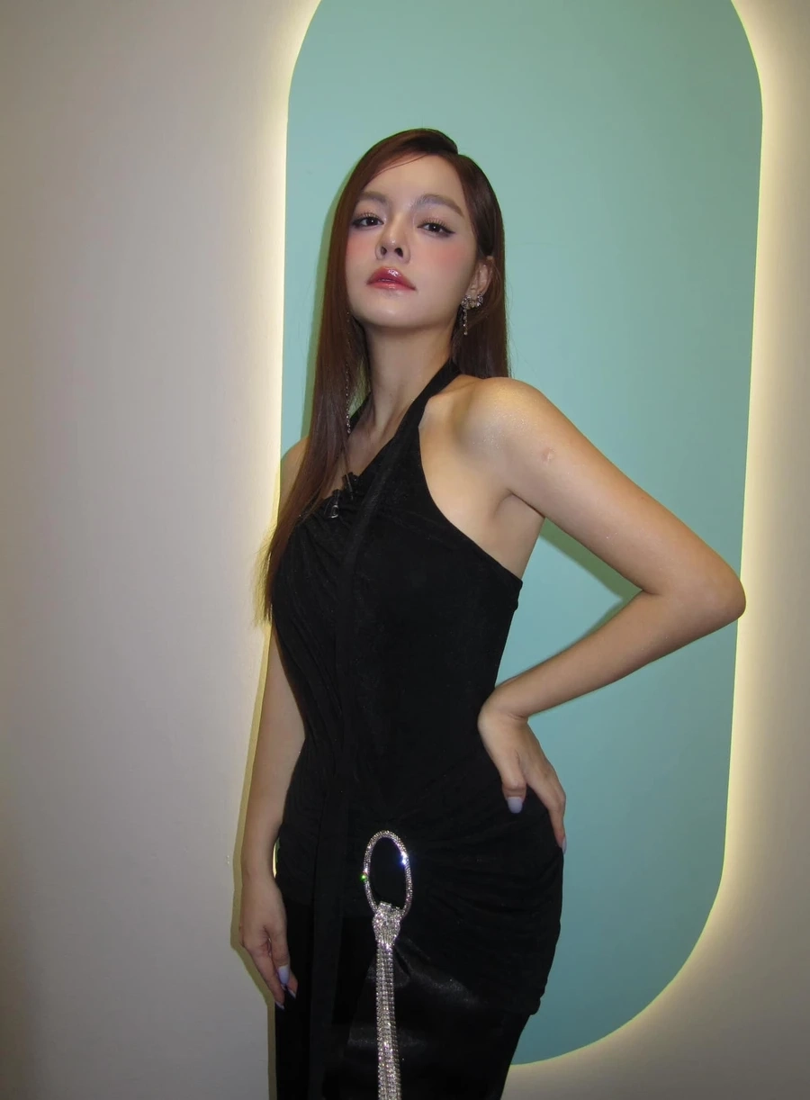 Ca sĩ Quỳnh Anh gắn liền với nhiều bản hit ấn tượng.