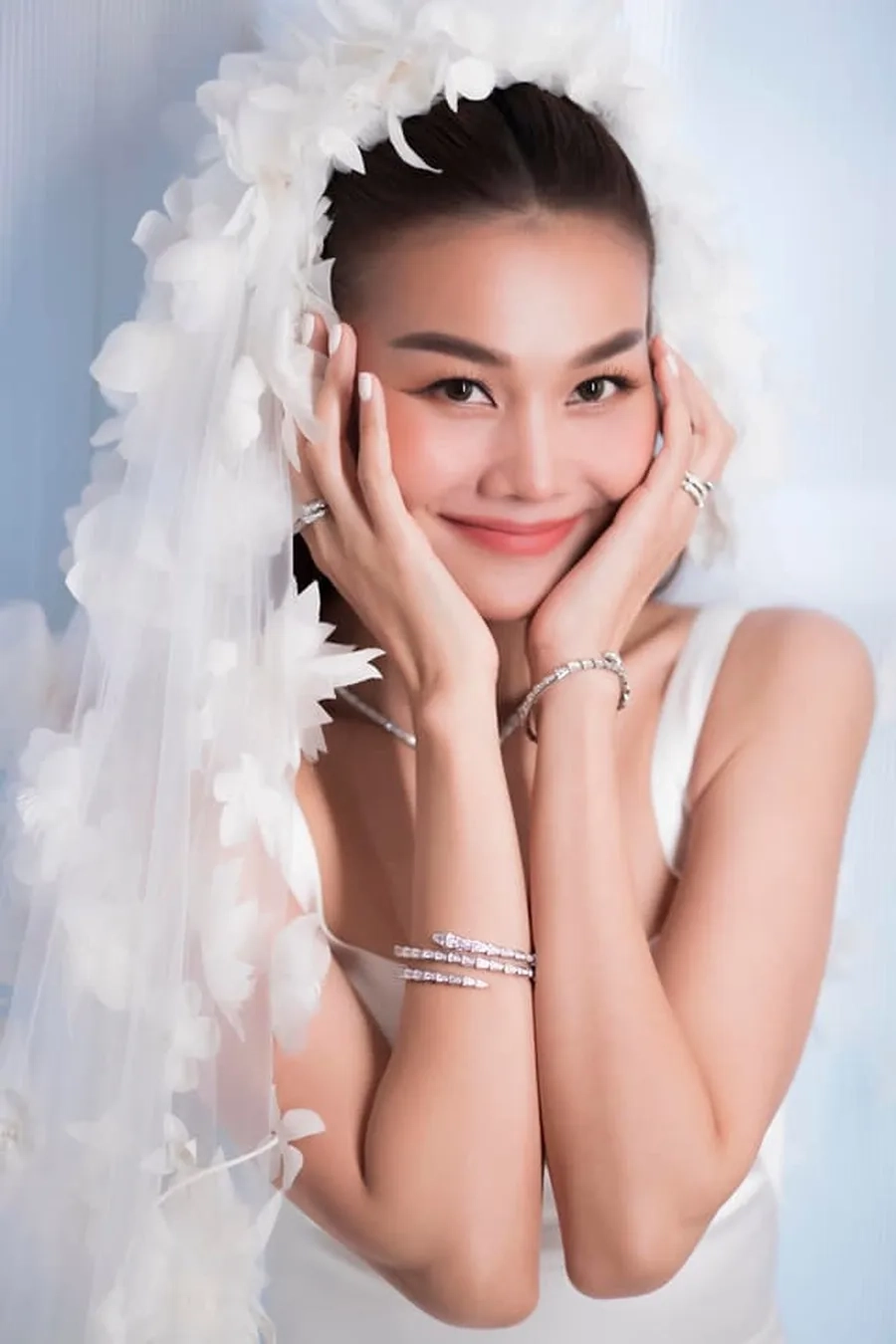 Thanh Hằng người mẫu ghi dấu ấn trong làng mốt Việt với nhiều thành công vượt trội.