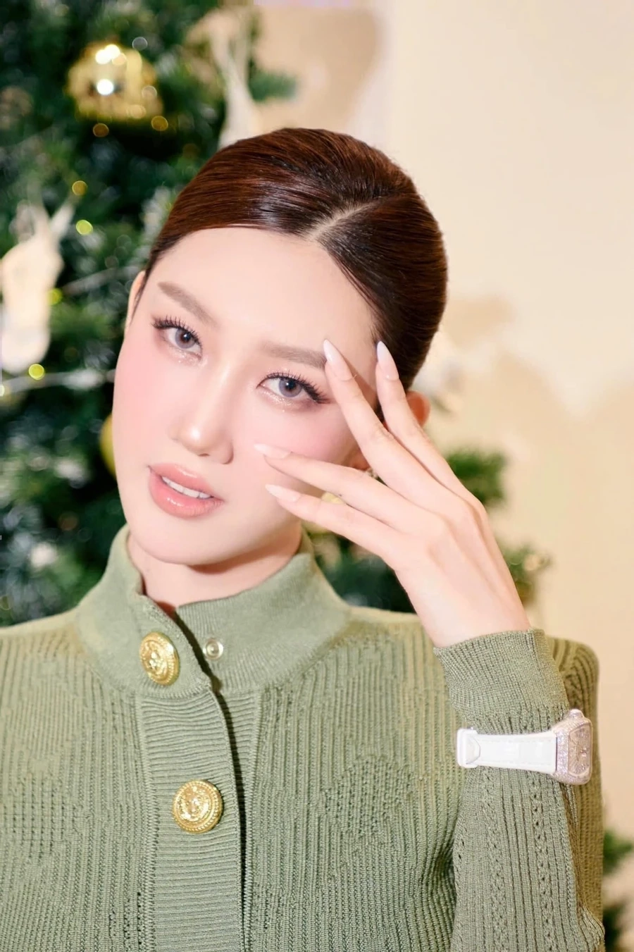 Thúy Ngân Nhã Phương luôn làm fan ngưỡng mộ bởi sự gắn bó thân thiết.