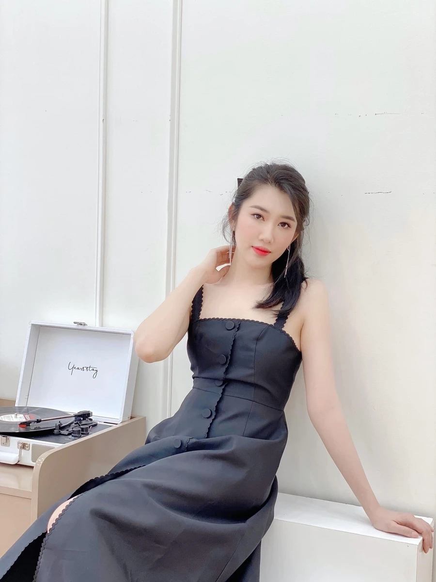 Ảnh bikini của Thúy Ngân luôn làm người hâm mộ ngất ngây.