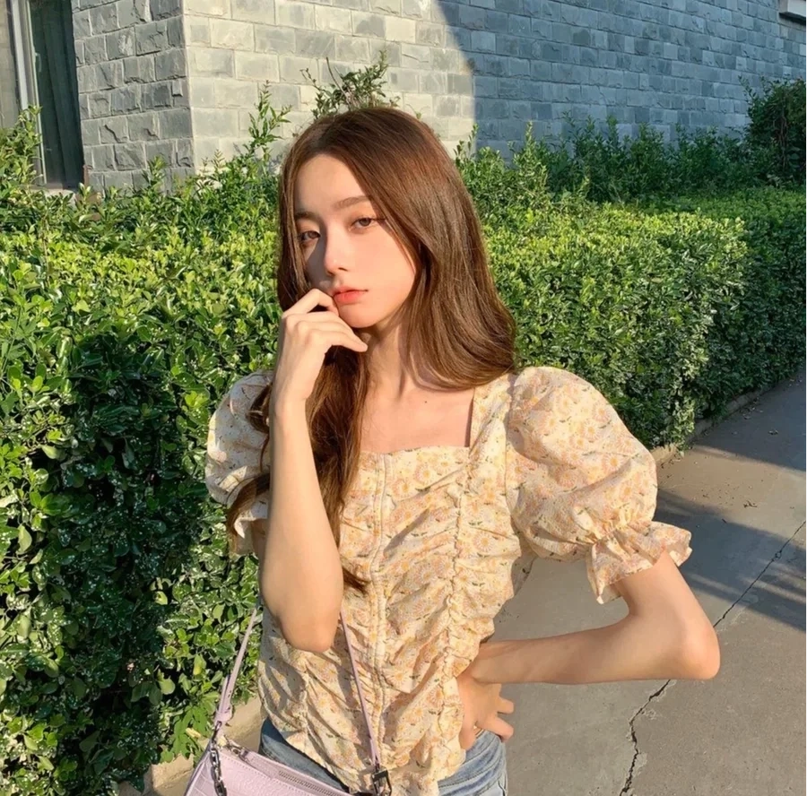 Gái xinh tiktok mặc váy ngắn nhảy mang đến những video nổi bật với phong cách nhảy đầy cuốn hút!