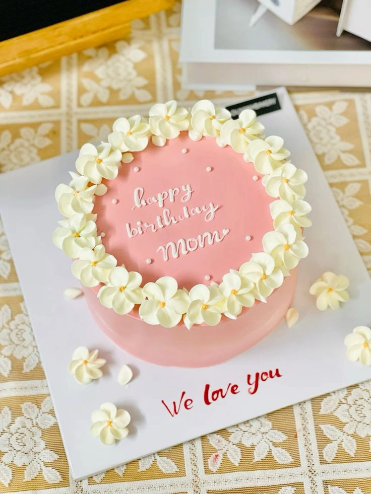 Ấm áp ngọt ngào mẫu bánh sinh nhật đôi đẹp