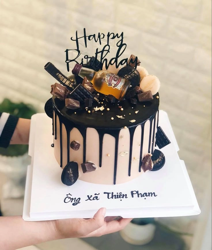 Đơn giản vẫn sang mẫu bánh sinh nhật đẹp đơn giản