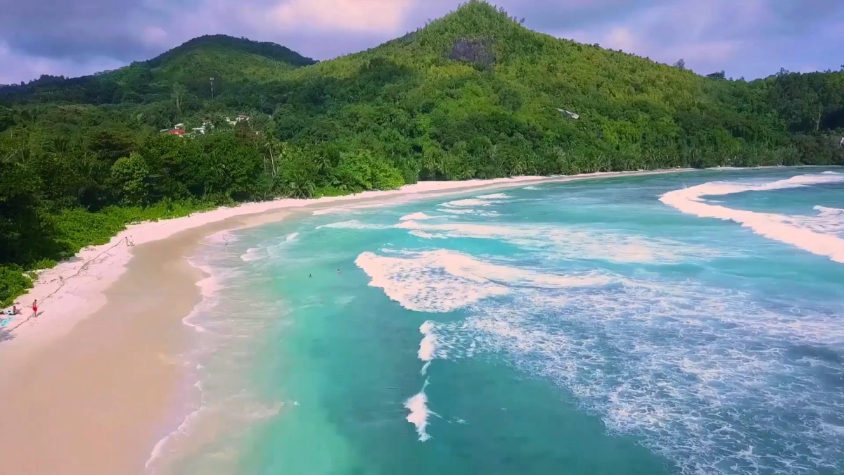 Làn gió mát từ ảnh biển xanh đẹp thư giãn