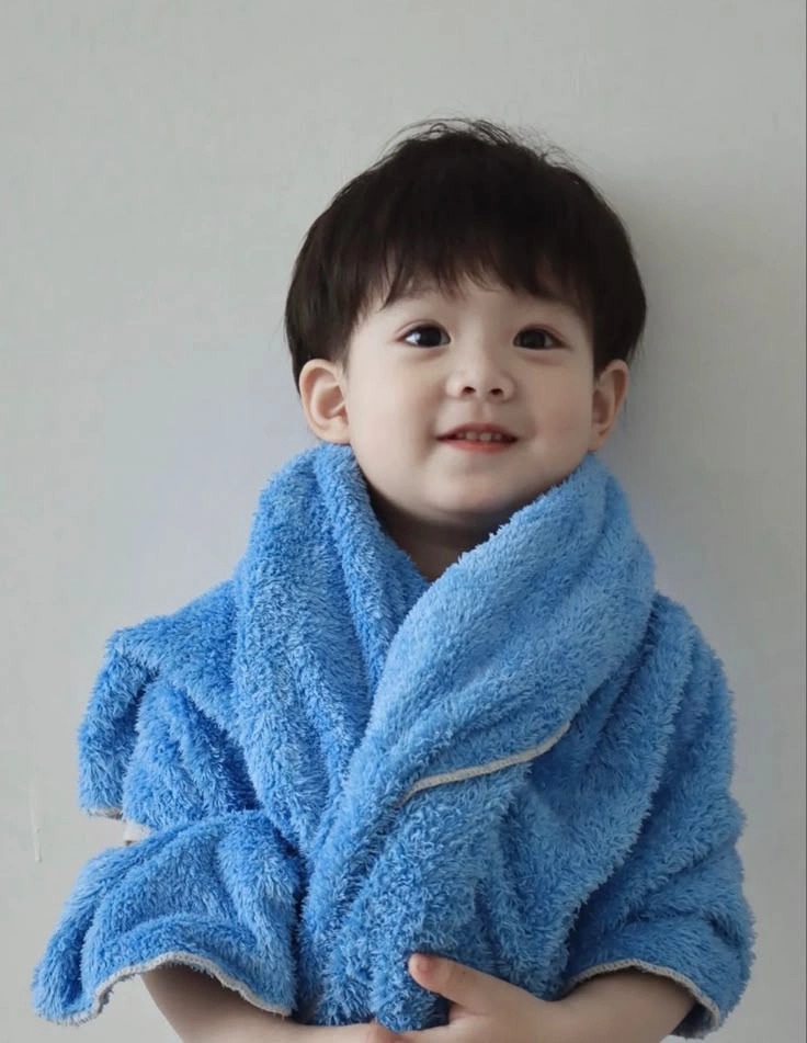 Ngắm ảnh bé trai dễ thương mỗi ngày thêm yêu đời