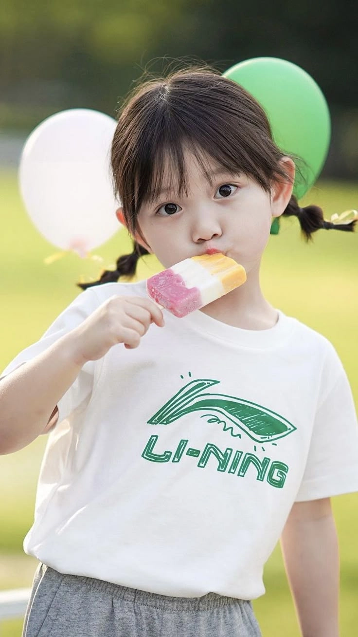 Cùng khám phá hình ảnh bé gái đáng yêu siêu cuốn hút