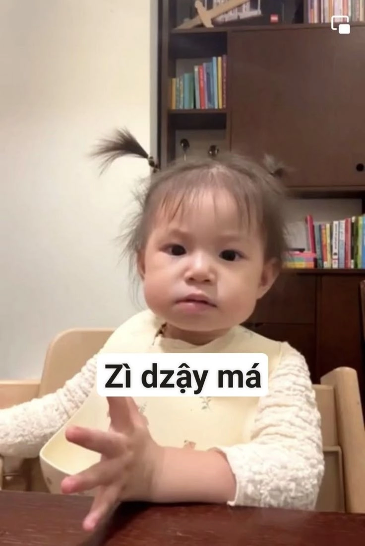 Xem loạt meme em bé cute hài hước siêu dễ thương