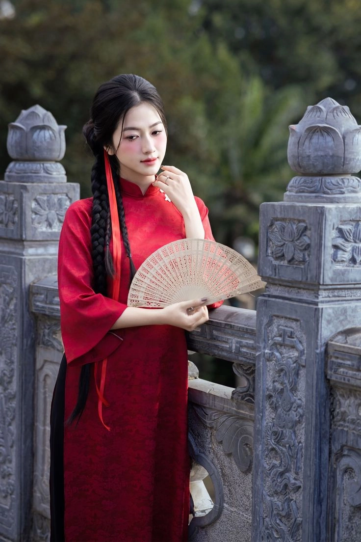 hình ảnh gái việt nam mang khí chất nhẹ nhàng và tinh tế