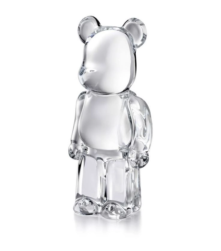 ảnh gấu bearbrick trong suốt độc đáo và hiện đại