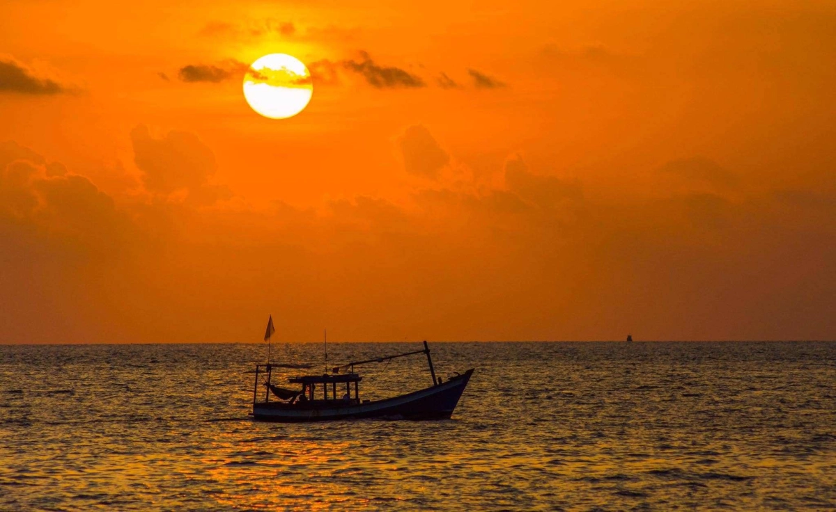 Mộng mơ cùng cảnh hoàng hôn trên biển đẹp nhất