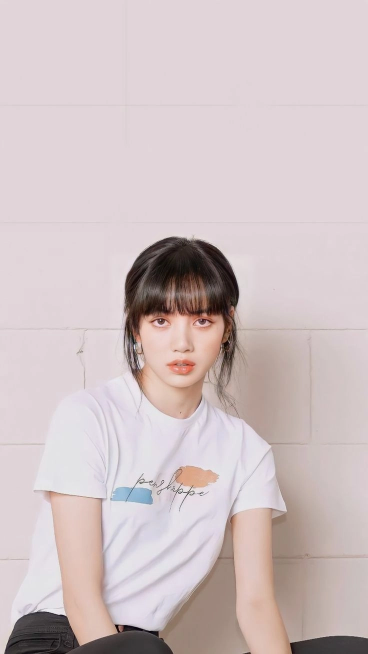 Gợi cảm hứng qua hình ảnh của lisa black pink