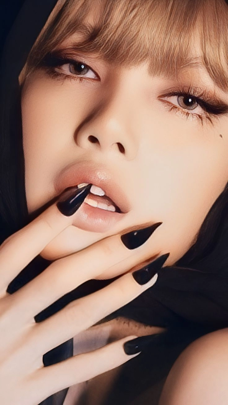 Gây thương nhớ với hình ảnh lisa ngầu cute