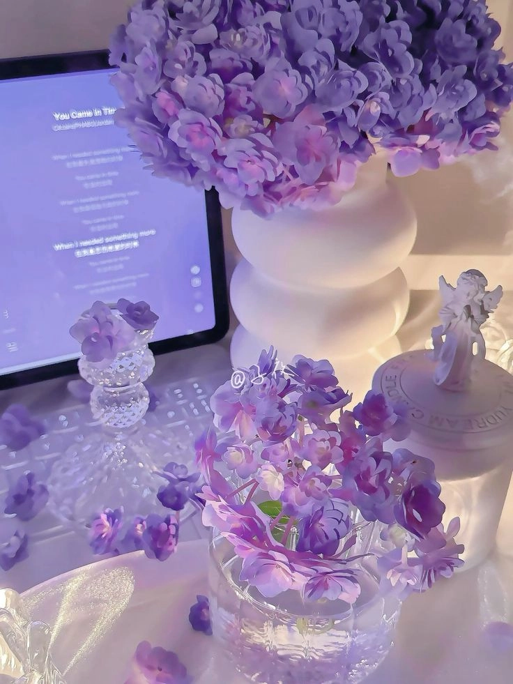 hình màu tím cute phù hợp cho avatar đáng yêu