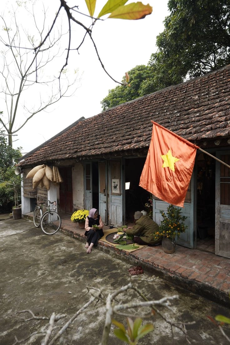 Hình ảnh tình yêu quê hương đất nước sâu sắc và nồng nàn