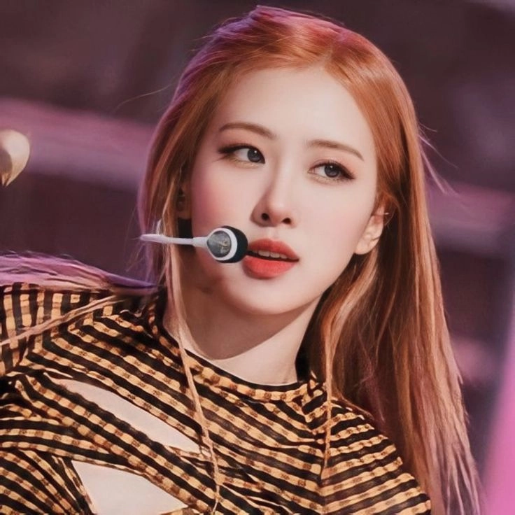 Dẫn đầu trào lưu cùng blackpink ảnh rose