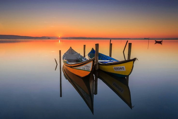 Cuộc sống lênh đênh xa hình ảnh thuyền ra khơi