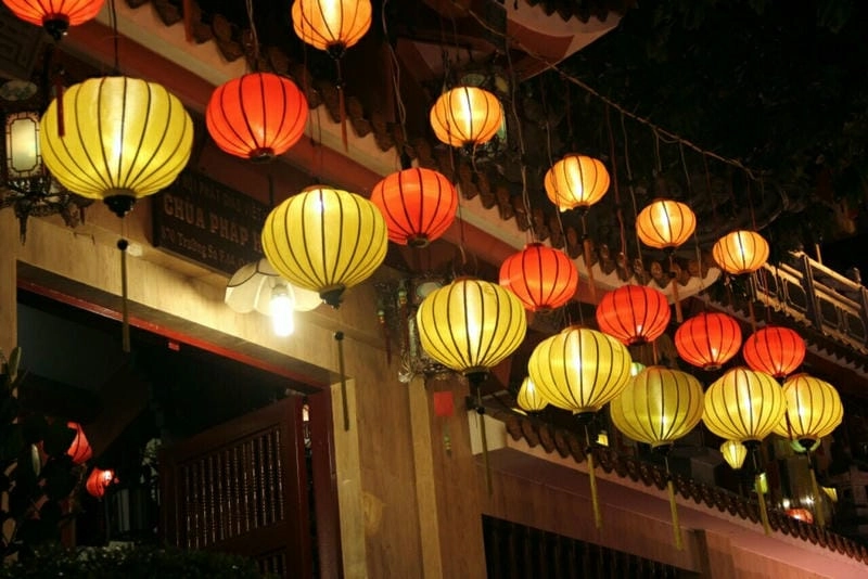 Làm nổi bật với trang trí cổng tết đẹp mắt sáng tạo