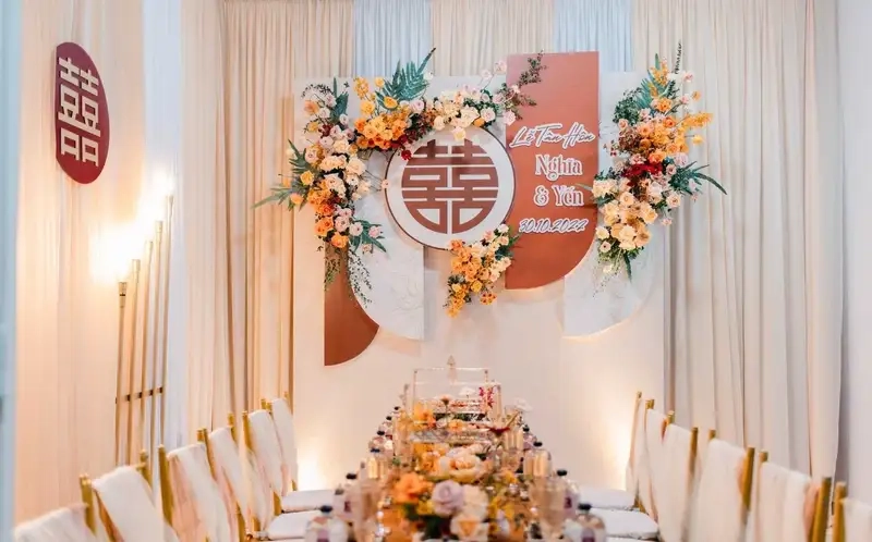 Sang trọng thanh lịch với trang trí tiệc cưới hiện đại mới nhất