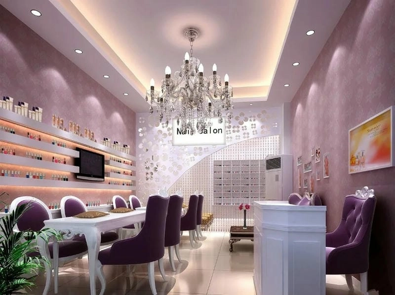 Tạo điểm nhấn bằng hoa trang trí tiệm nail bắt mắt và sang