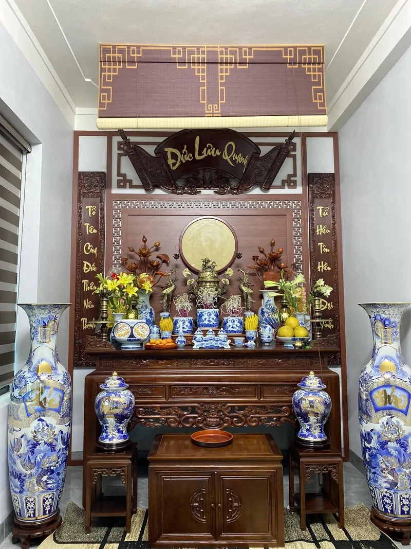 Trang trí bàn thờ gia tiên ấm cúng