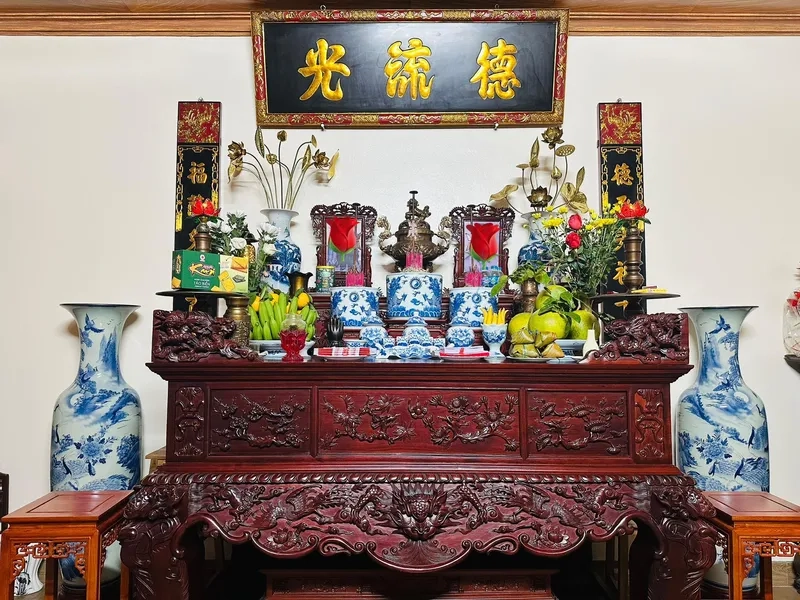 Đồ trang trí bàn thờ gốm sứ cao cấp